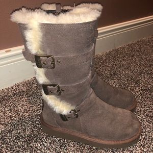 Girls Ugg boots size 13